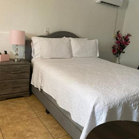 Cozy Studio…With Private Entrance Las Vegas Exterior foto